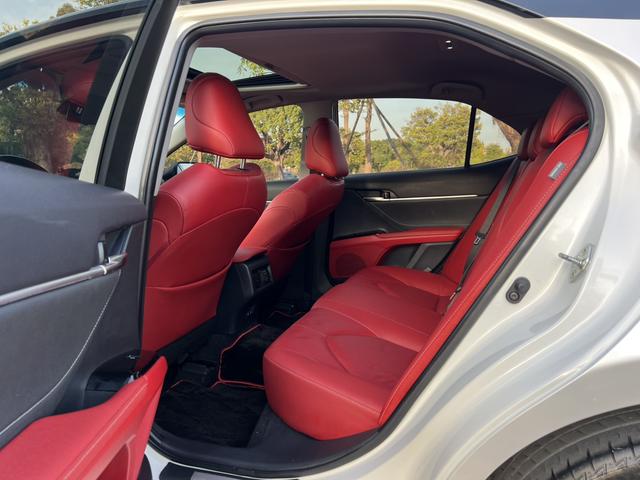 Toyota Camry 2019 thumb 5