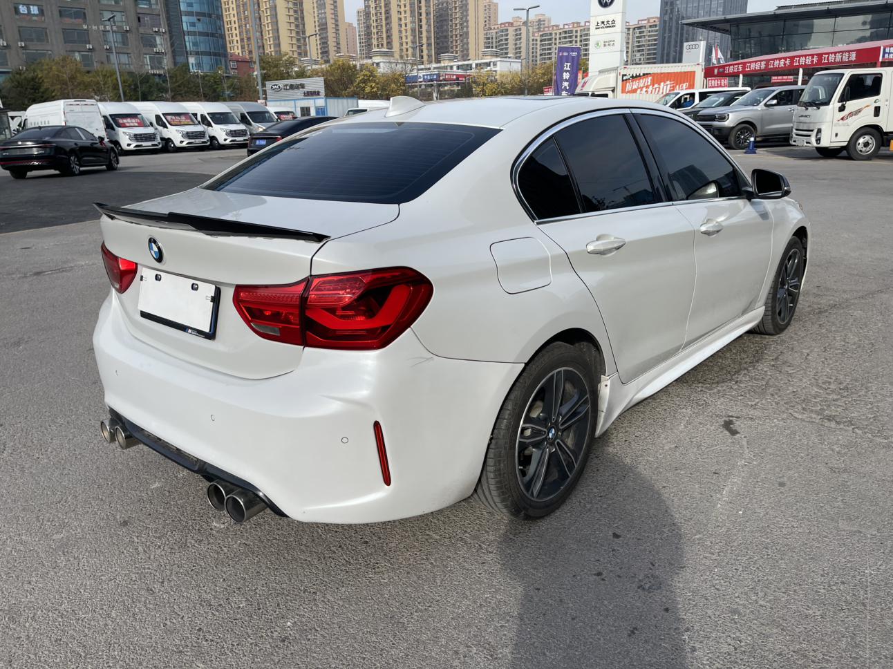 BMW 1 серии 2019 thumb 4