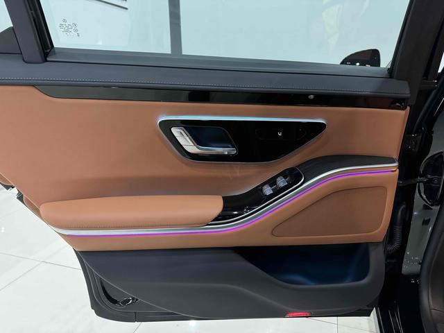 Mercedes-Benz S-Class 2024 thumb 11