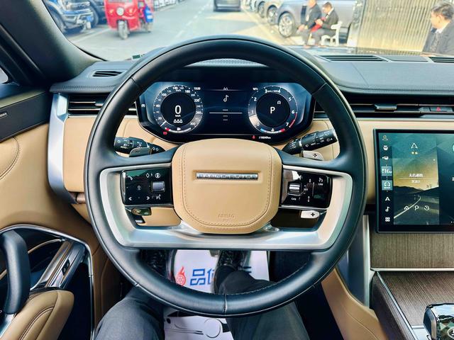 Land Rover Range Rover 2025 thumb 2