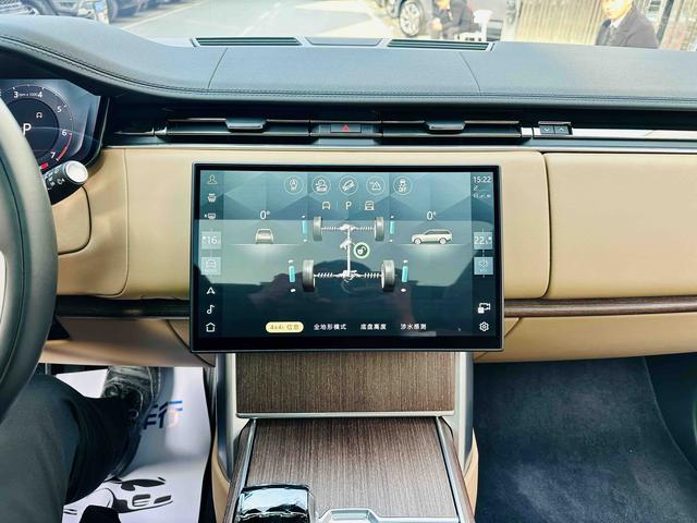 Land Rover Range Rover 2025 thumb 10
