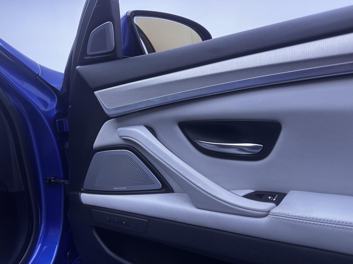 BMW M5 2013 thumb 6