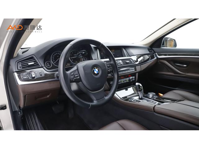 BMW 5 серии 2015 thumb 5