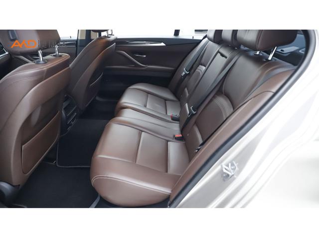 BMW 5 серии 2015 thumb 7