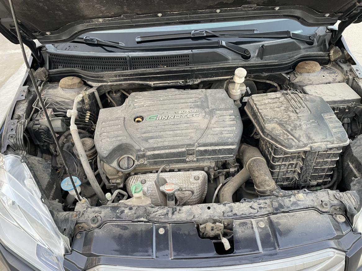 Suzuki SX4 2015 thumb 5