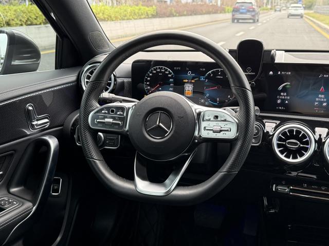 Mercedes-Benz A-Class 2021 thumb 7