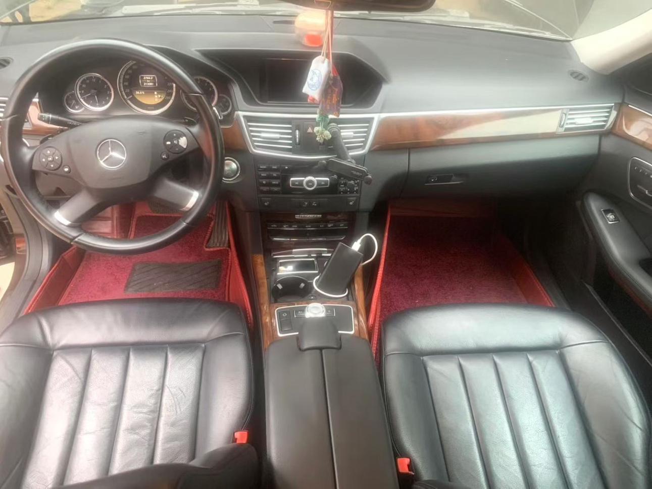 Mercedes-Benz E-Class 2012 thumb 5