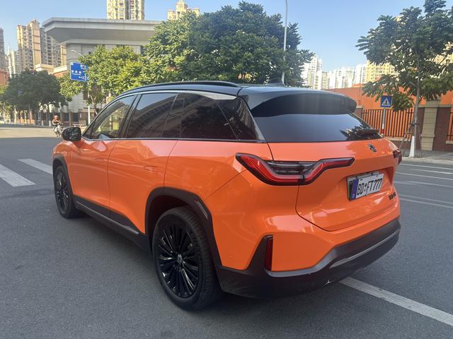 Nio ES6 2020 thumb 2