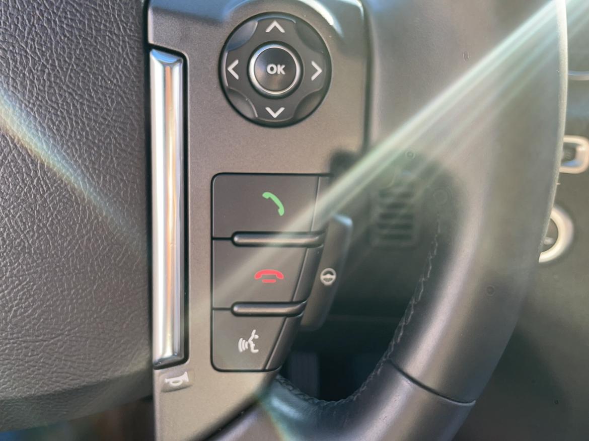 Land Rover Discovery 2016 thumb 6