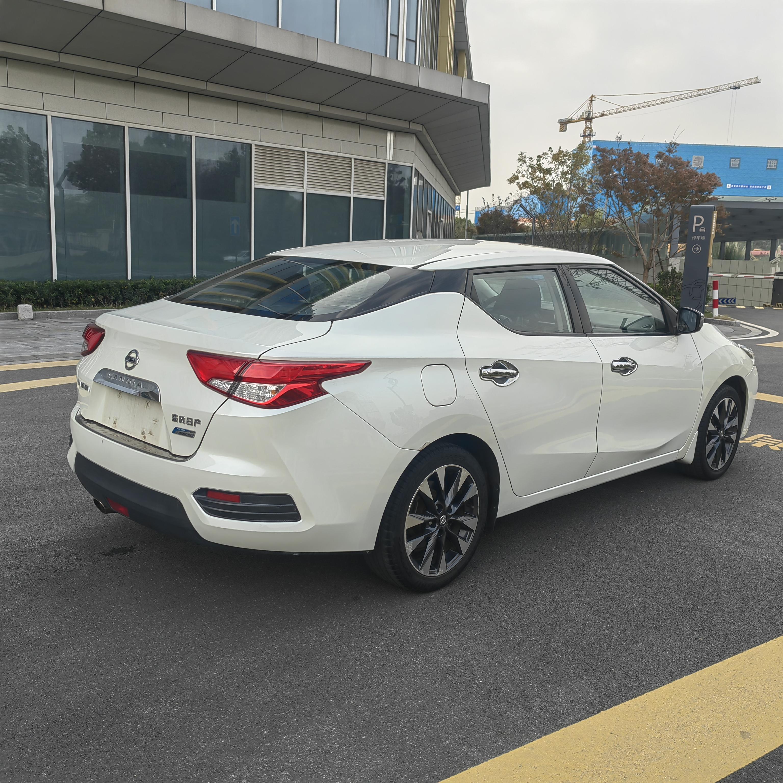 Nissan Lannia 2016 thumb 4