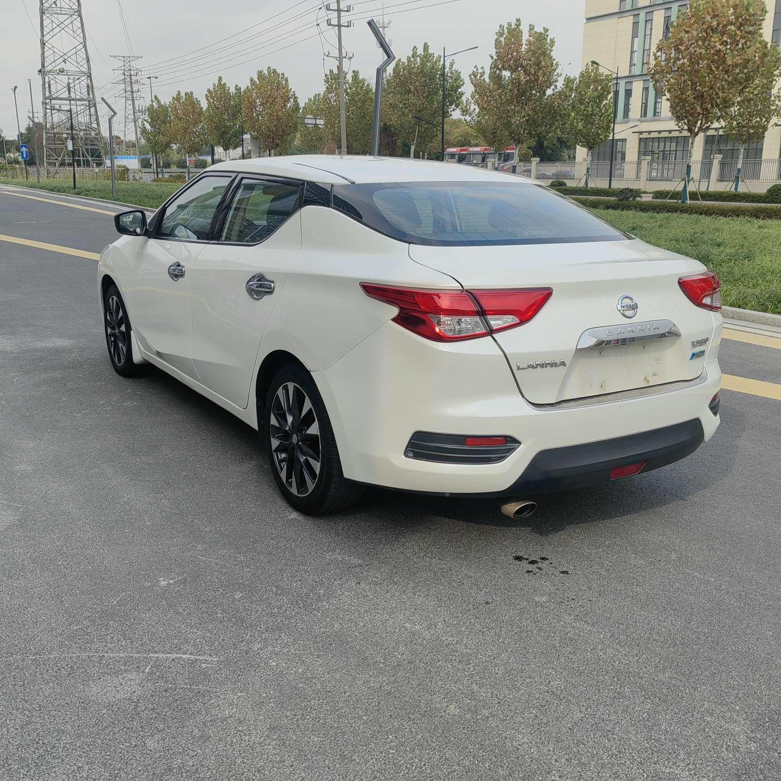 Nissan Lannia 2016 thumb 5