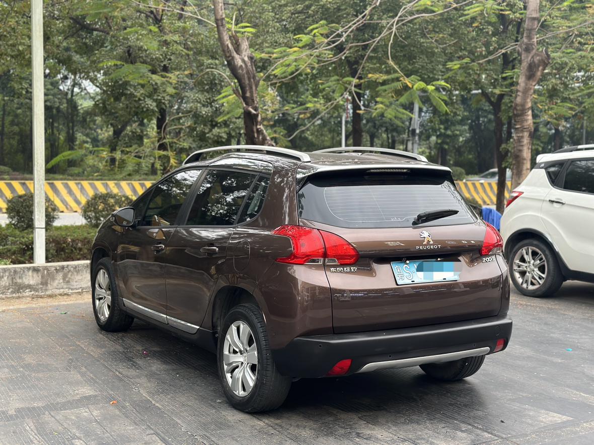 Peugeot 2008 2016 thumb 2
