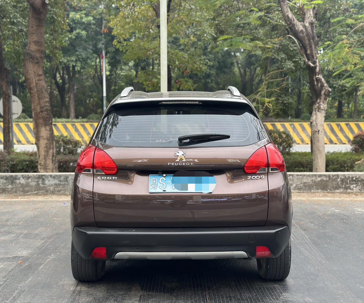 Peugeot 2008 2016 thumb 3