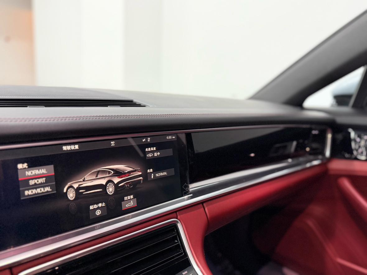Porsche Panamera 2018 thumb 6