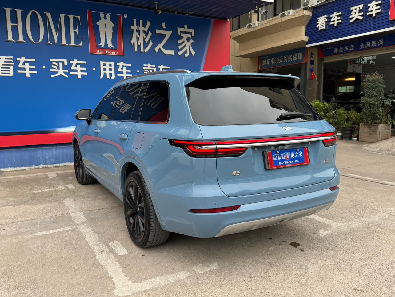 Lixiang (Li Auto) One 2022 thumb 3