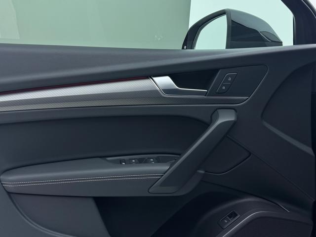 Audi Q5 2022 thumb 5