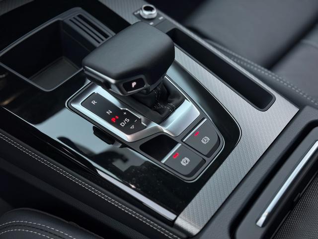 Audi Q5 2022 thumb 9