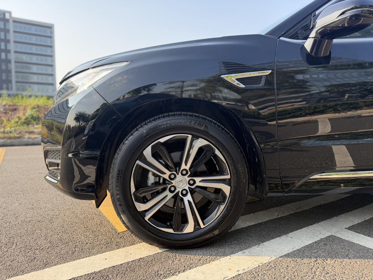 Honda UR-V 2019 thumb 2