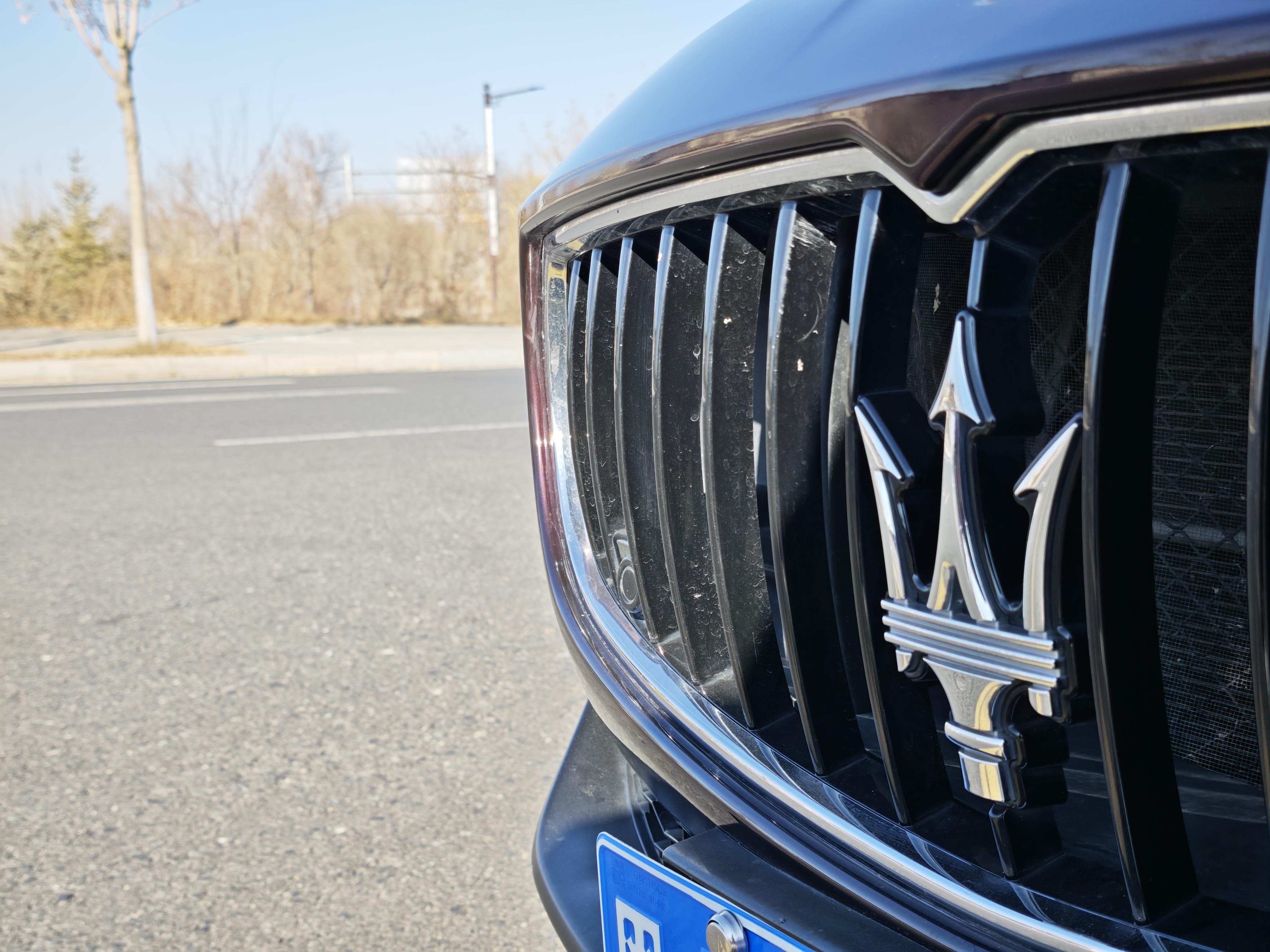 Maserati Ghibli 2014 thumb 3