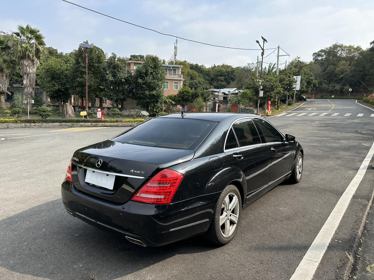 Mercedes-Benz S-Class 2013 thumb 4