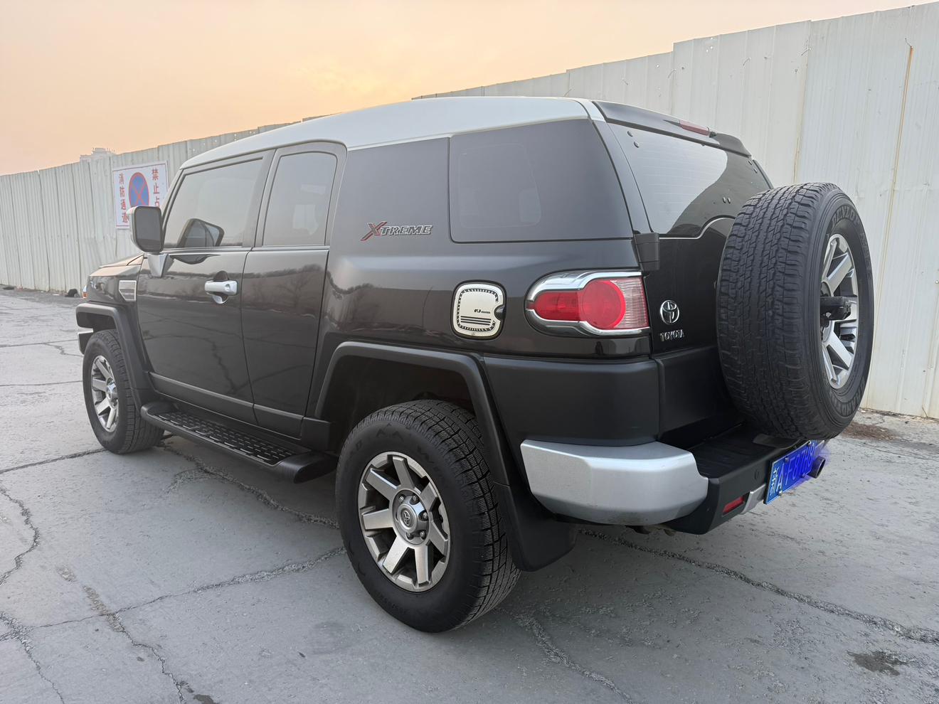 Toyota FJ Cruiser 2017 thumb 11