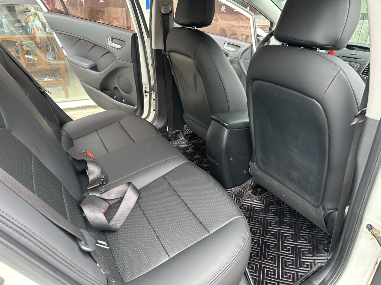 Kia K3 2015 thumb 6