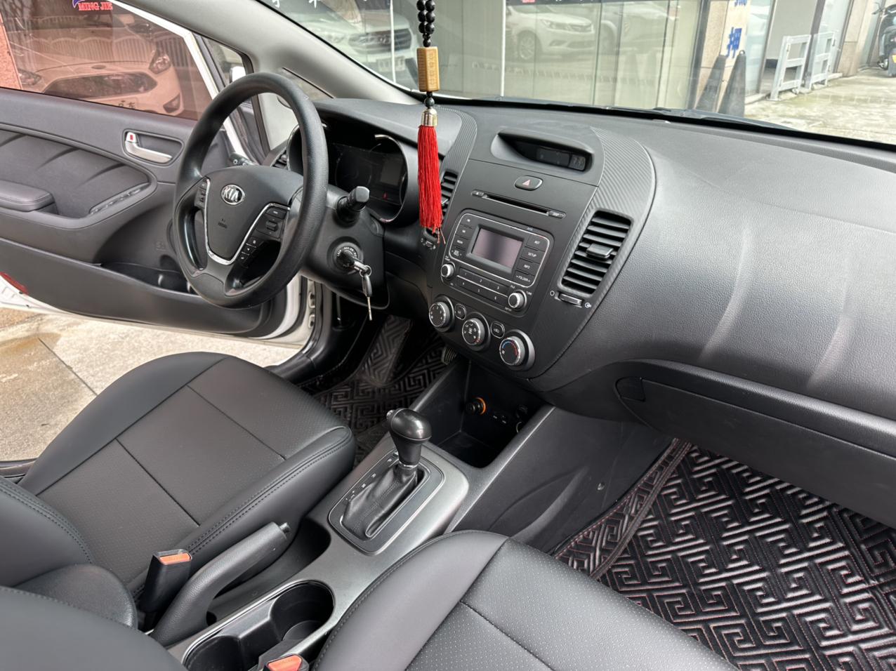 Kia K3 2015 thumb 9