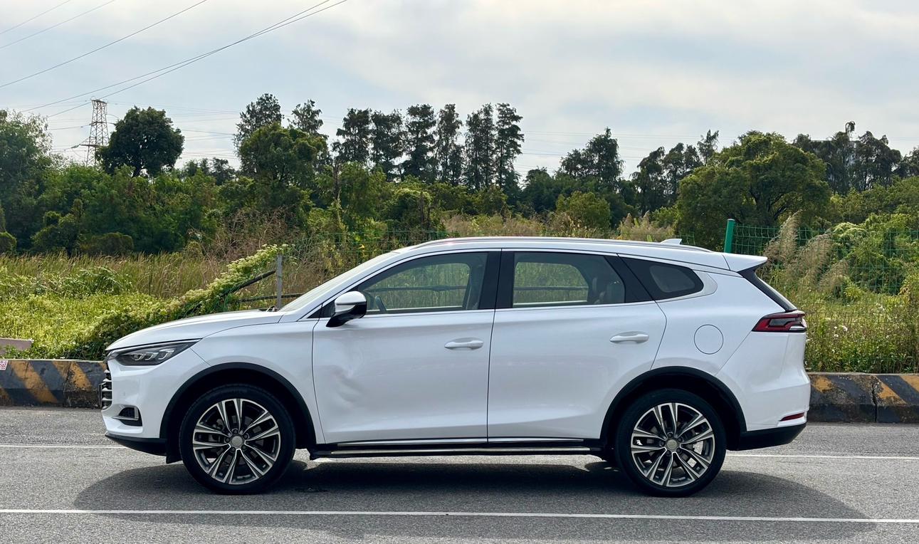 BYD Tang 2019 thumb 2