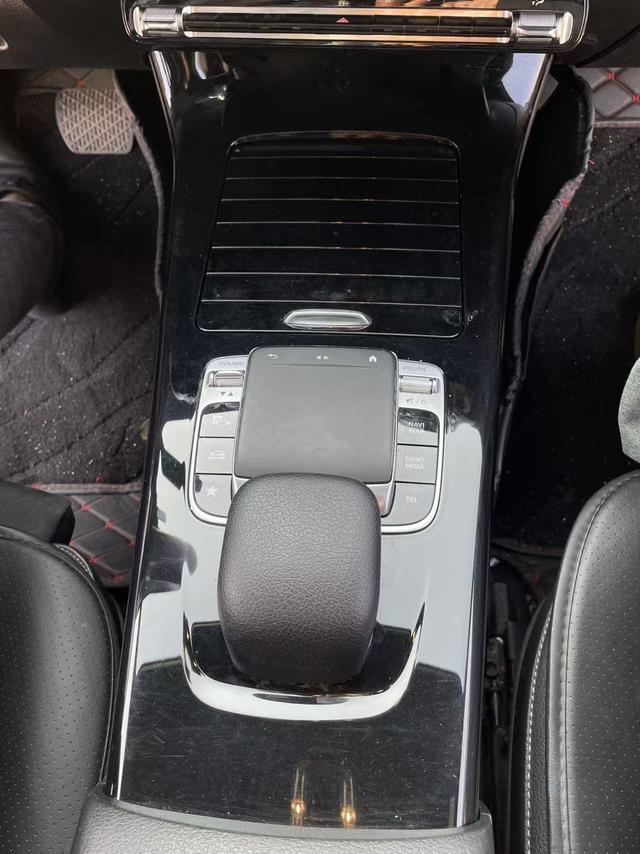 Mercedes-Benz A-Class 2020 thumb 5