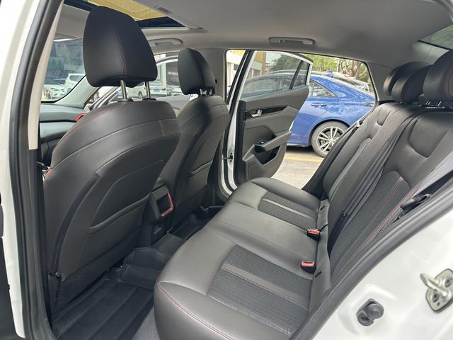 Dongfeng Aeolus Yixuan 2021 thumb 6