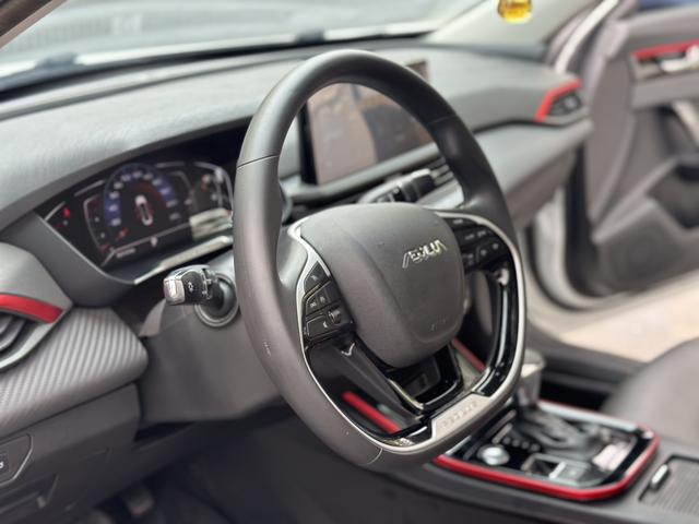 Dongfeng Aeolus Yixuan 2021 thumb 7