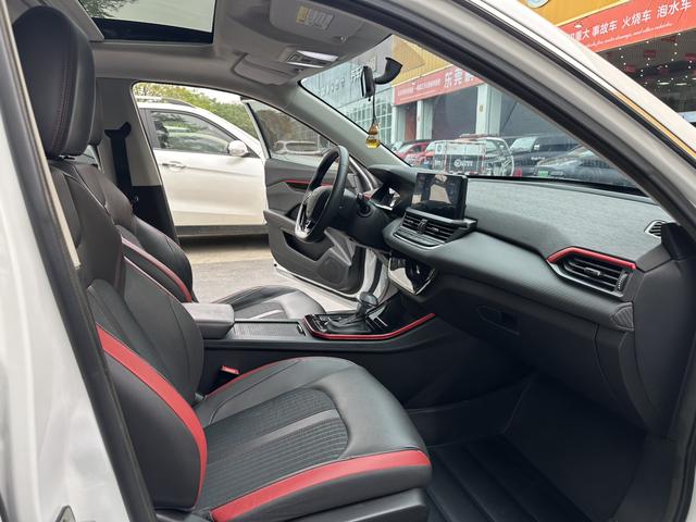 Dongfeng Aeolus Yixuan 2021 thumb 9