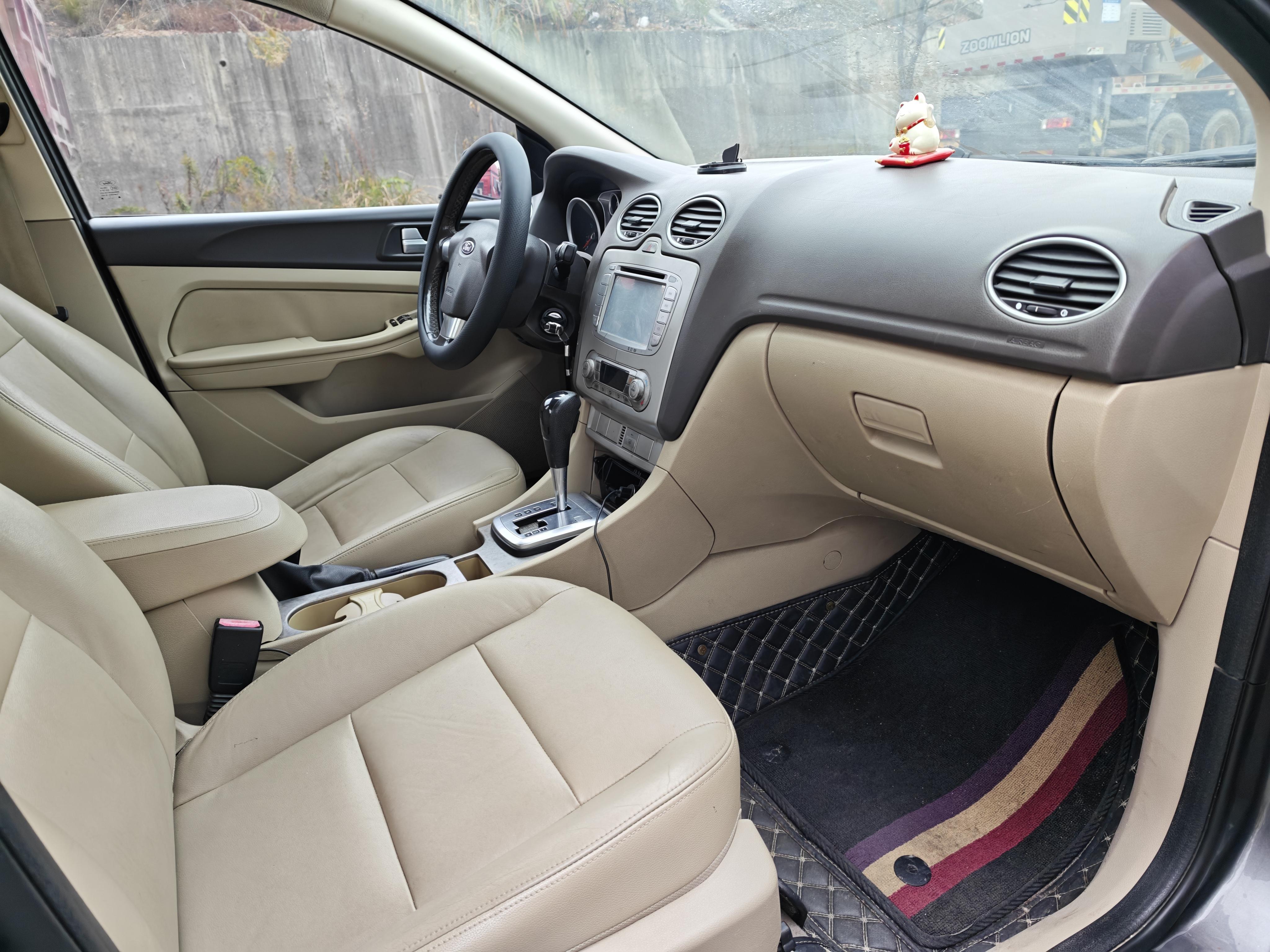Ford Focus ST 2013 thumb 5