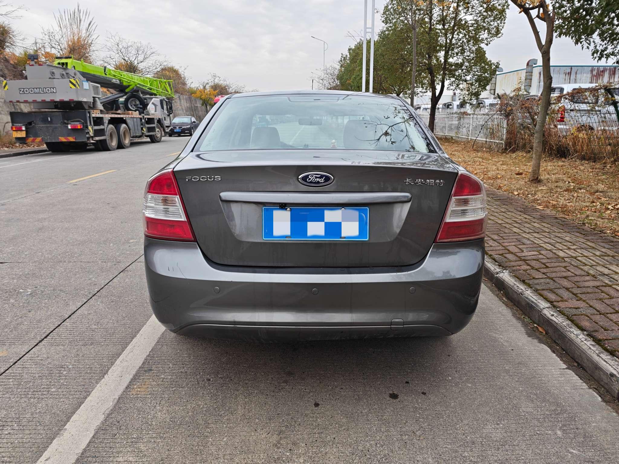 Ford Focus ST 2013 thumb 12