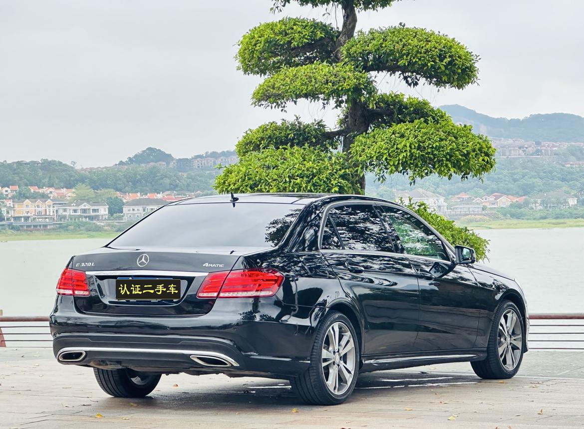 Mercedes-Benz E-Class 2016 thumb 3