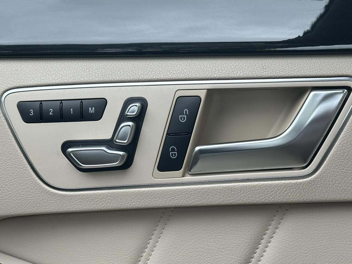 Mercedes-Benz E-Class 2016 thumb 8