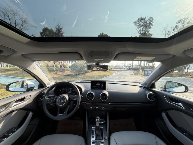 Audi A3 2020 thumb 2