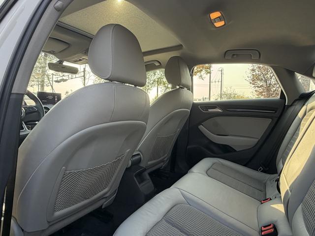 Audi A3 2020 thumb 3
