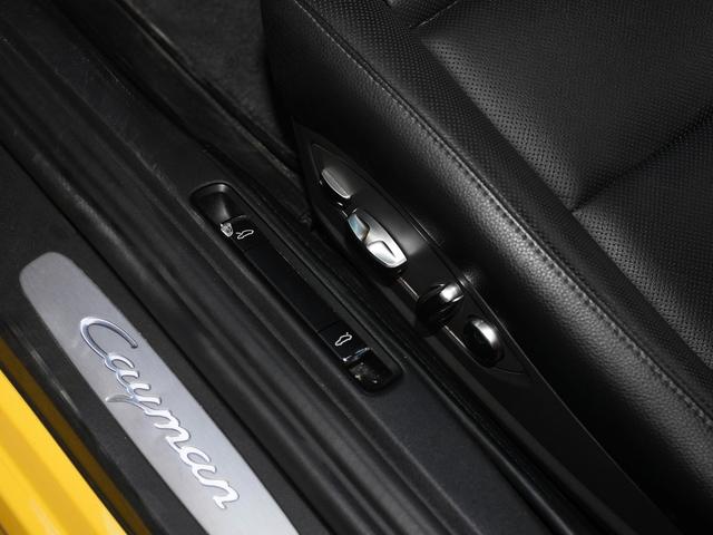Porsche Cayman 2020 thumb 8