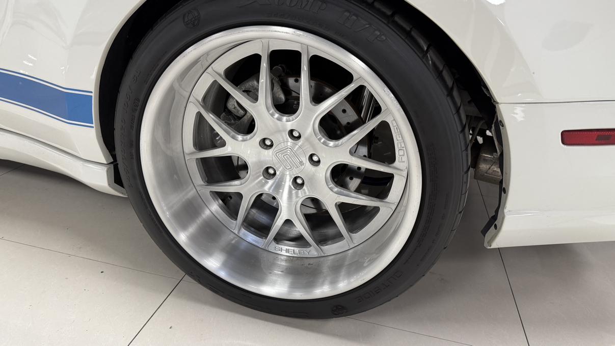 Shelby GTE 2015 thumb 7