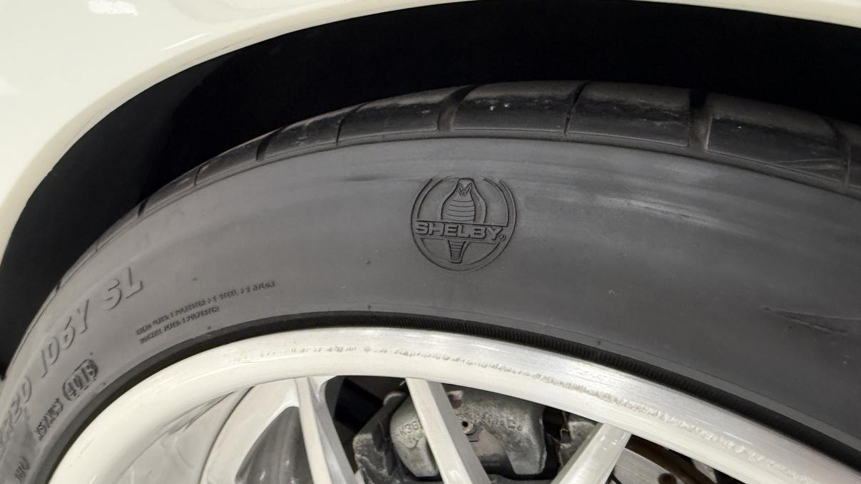 Shelby GTE 2015 thumb 8