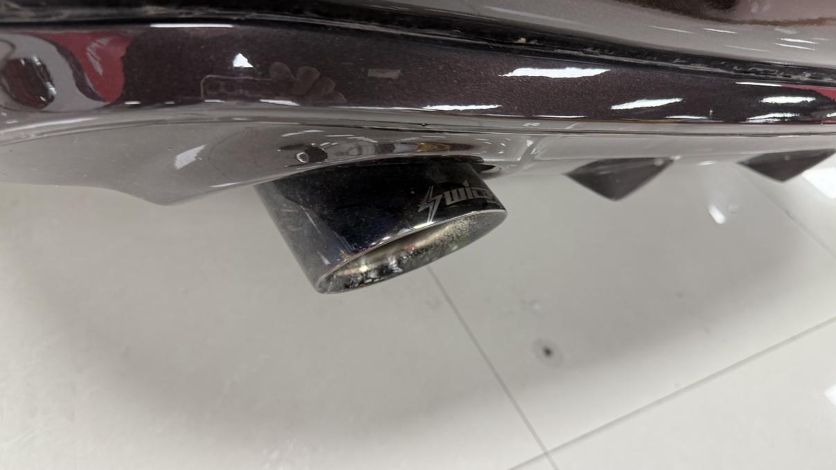 Chrysler 300C 2013 thumb 12