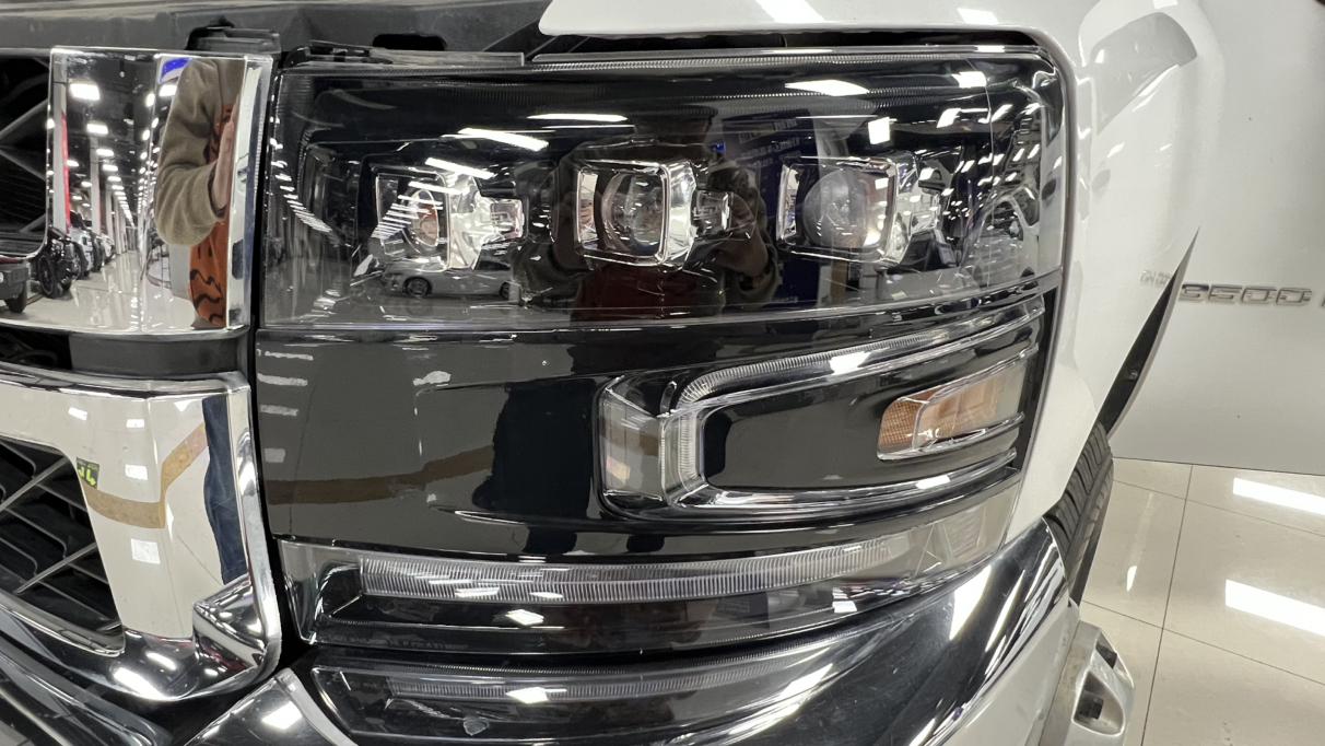 Chevrolet Suo Luo De 2011 thumb 7