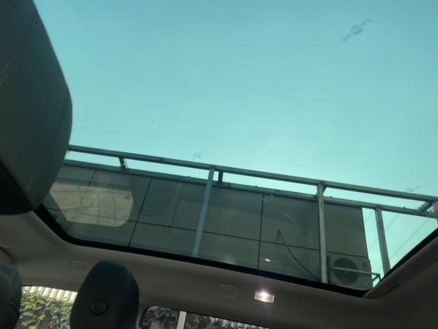 Land Rover Range Rover Velar 2020 thumb 8