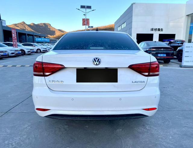 Volkswagen Lavida XR 2019 thumb 2