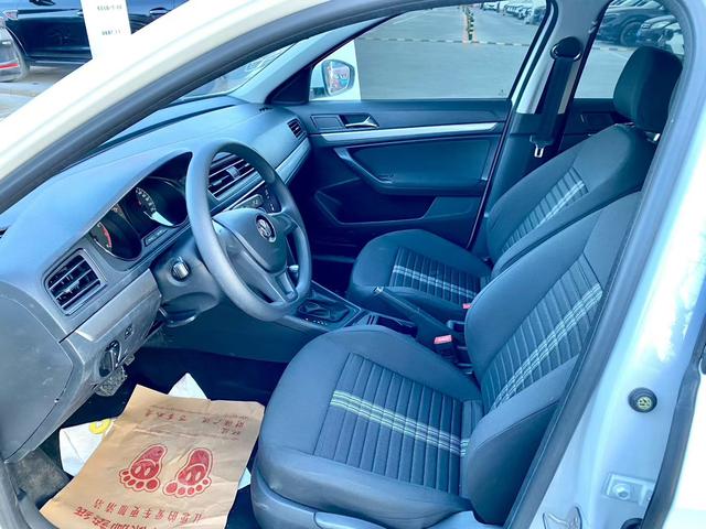 Volkswagen Lavida XR 2019 thumb 4