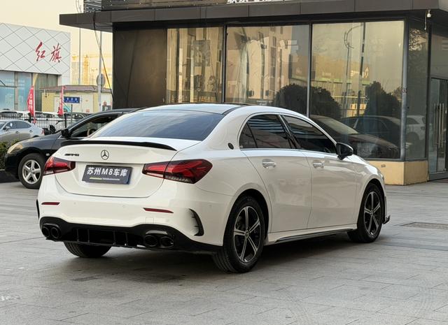Mercedes-Benz A-Class 2022 thumb 7