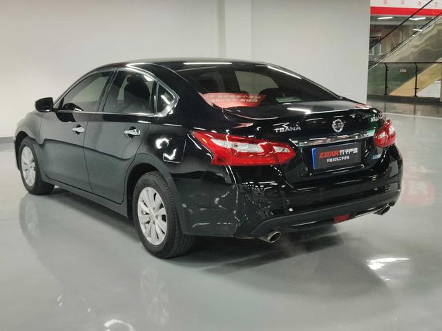 Nissan Altima 2017 thumb 3