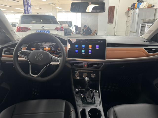 Volkswagen Bora 2023 thumb 7
