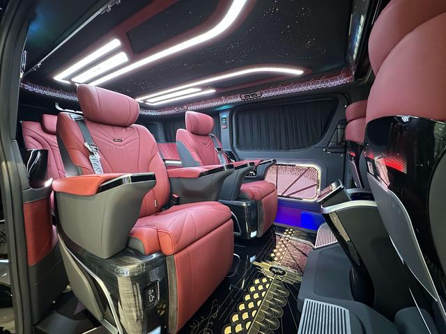 Toyota HiAce 2024 thumb 4